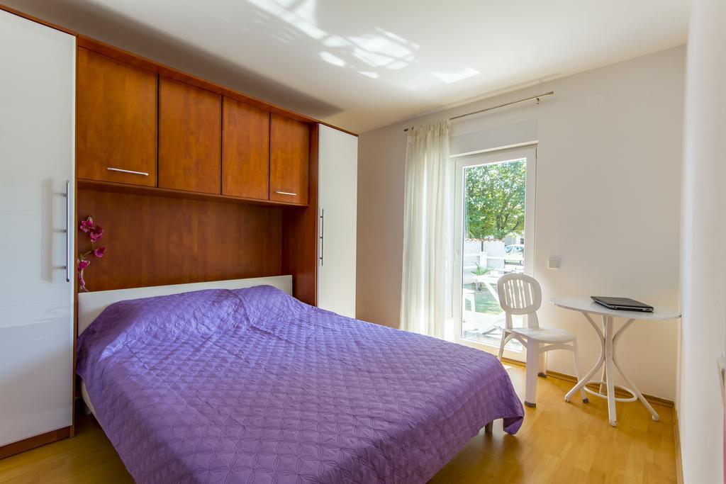 Apartments Alba Fažana Eksteriør billede
