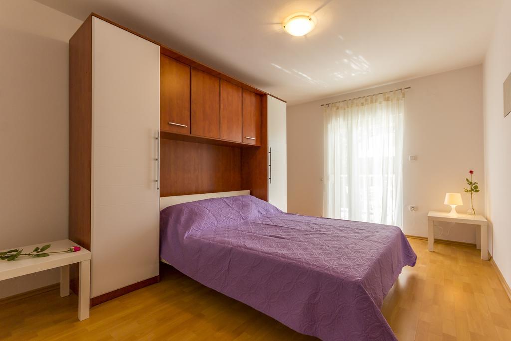 Apartments Alba Fažana Eksteriør billede